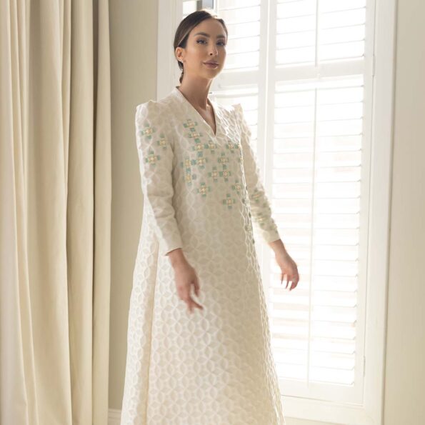 april-by-noura-dress-offwhite-green-2