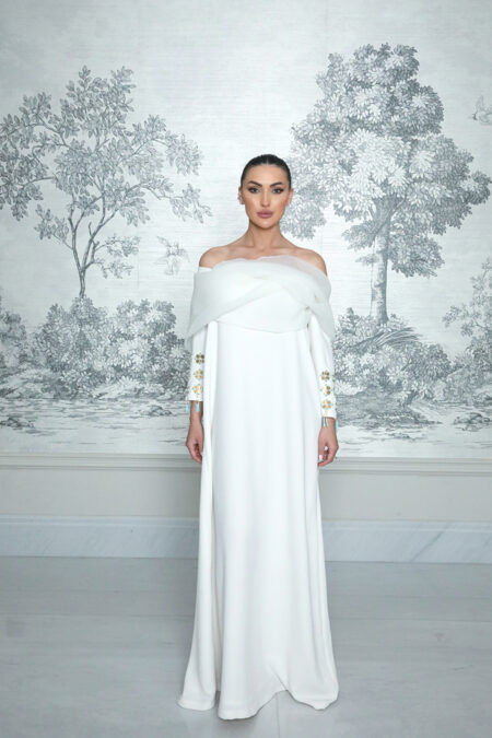 Feel feminine Off white April by Noura