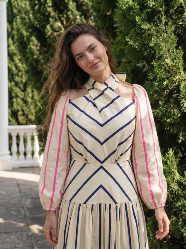 make_her_wear_this_outfit_202606211454