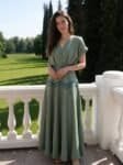 Dress_perfectly_fitted_elegantly…_2K_202607061222